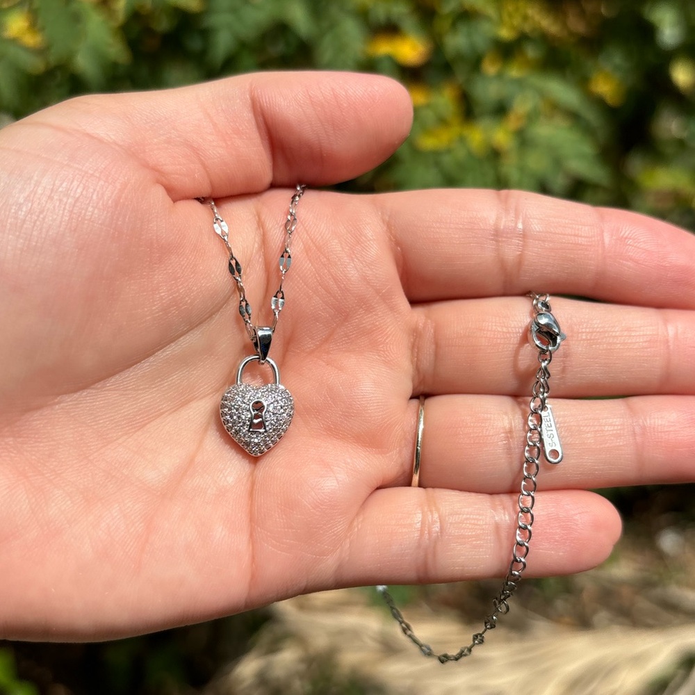 18K White Gold Plated Stainless Steel Heart Lock Necklace
